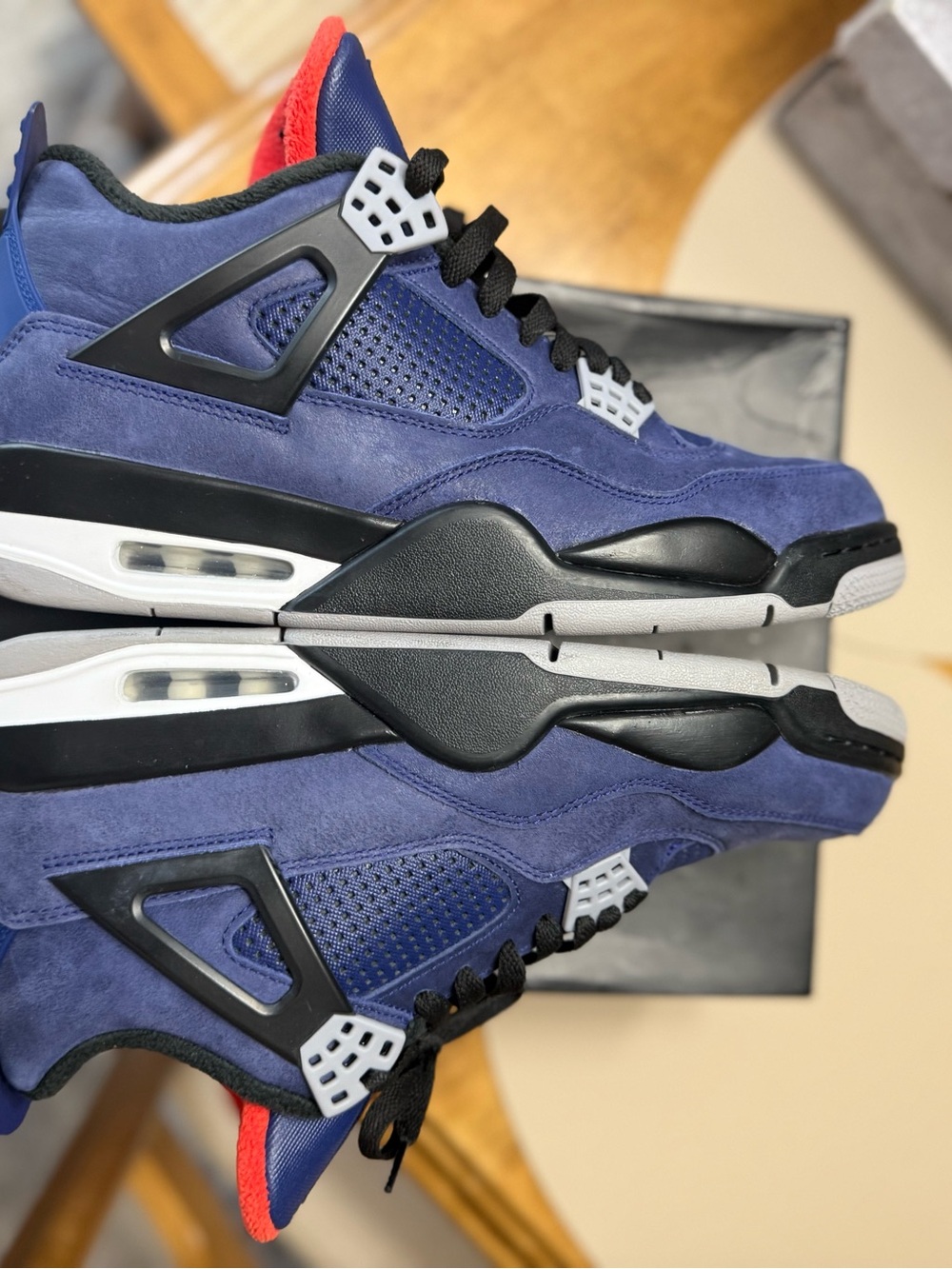 Jordan 4 - Picture 4 of 8